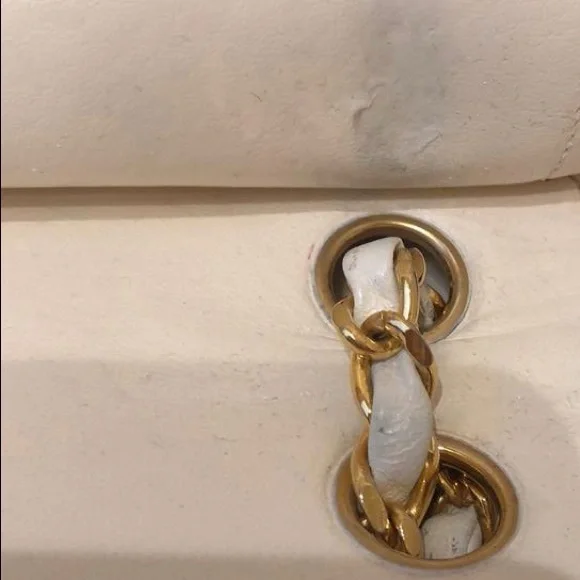 CHANEL classic flap Made In France iridescent pearl white leather gold hardware - Picture 11 of 16